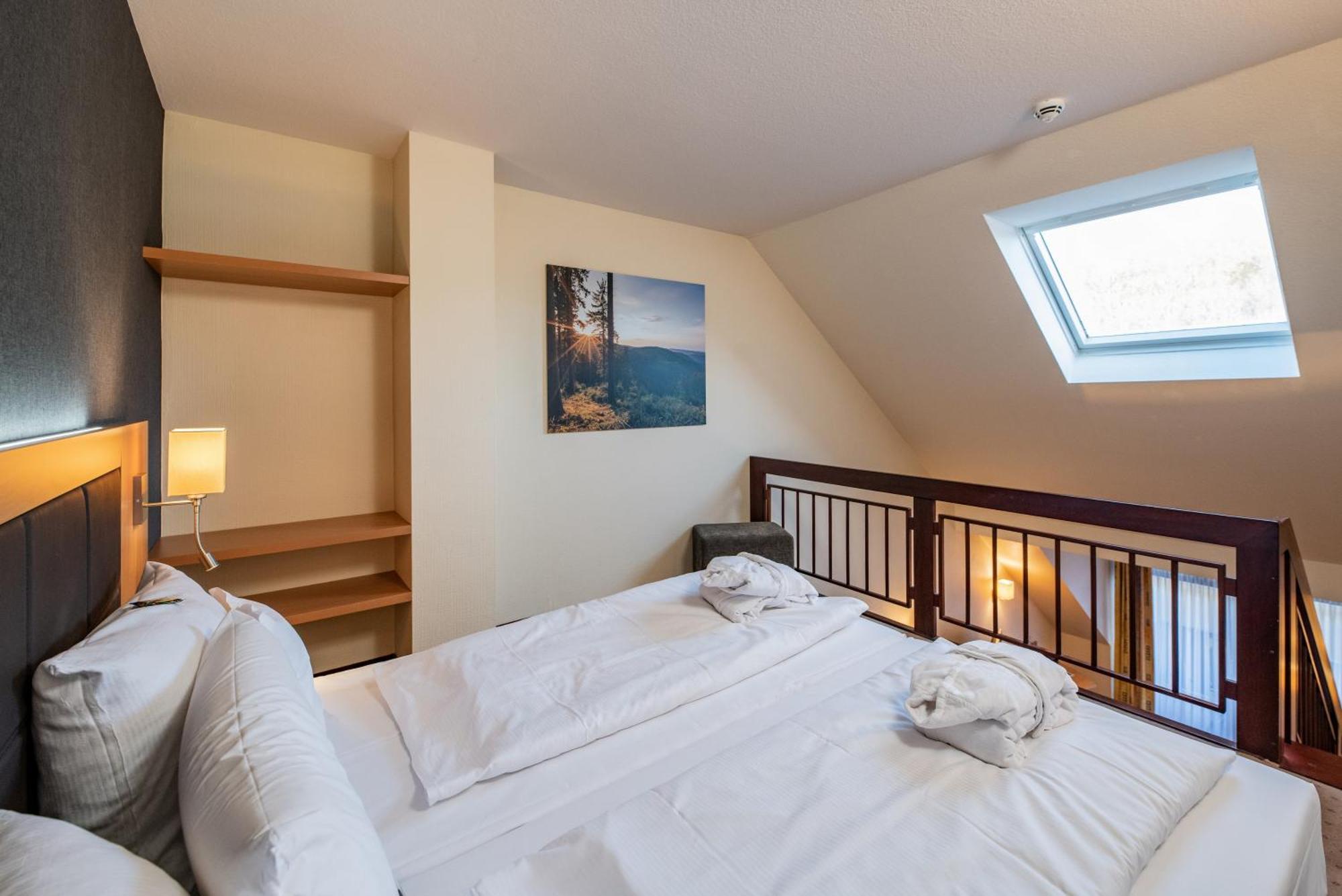 Goebel'S Seehotel Diemelsee 외부 사진
